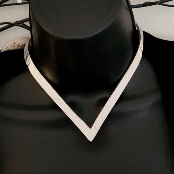 Vintage Stainless Steel Chevron Necklace - Picture 3 of 3